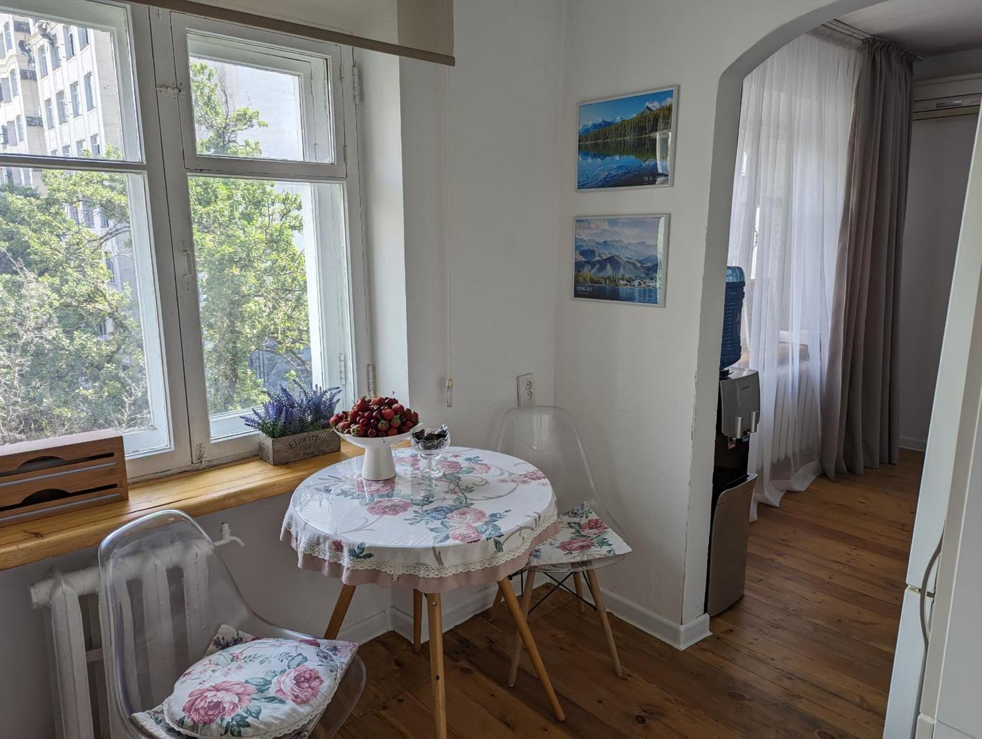 Moonflower Residence 4645 Bisjkek Eksteriør bilde